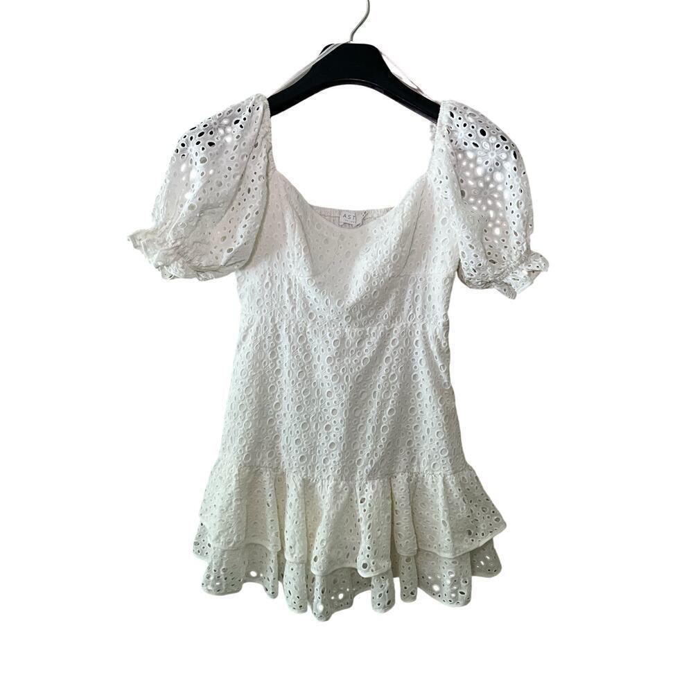 ASTR The Label Roseville Pointelle Mini Dress Eyelet Puff Sleeves White Womens M - Picture 2 of 7